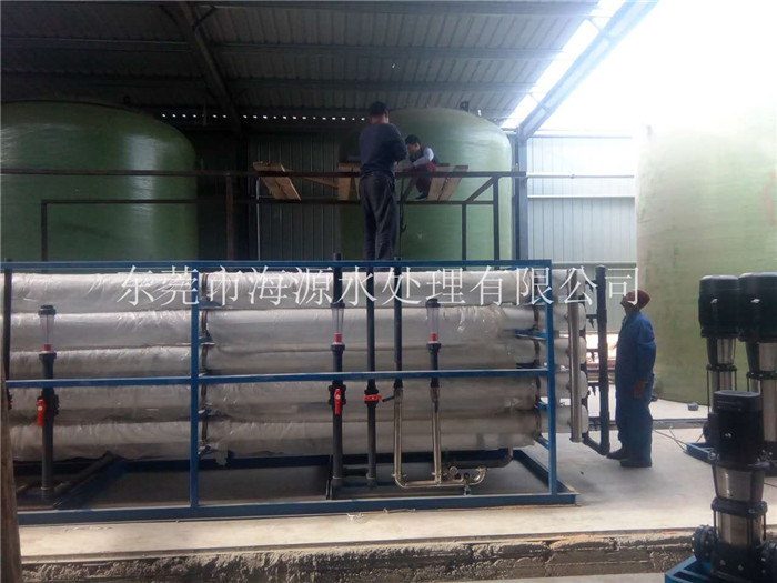 海源工業超純水設備安裝現場圖